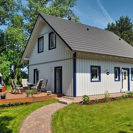 Komfortables Haus Mit Kamin, Sauna, Garten, Terrasse - Ferienhaus Sternschnuppe Wiek auf Rügen Dış mekan fotoğraf